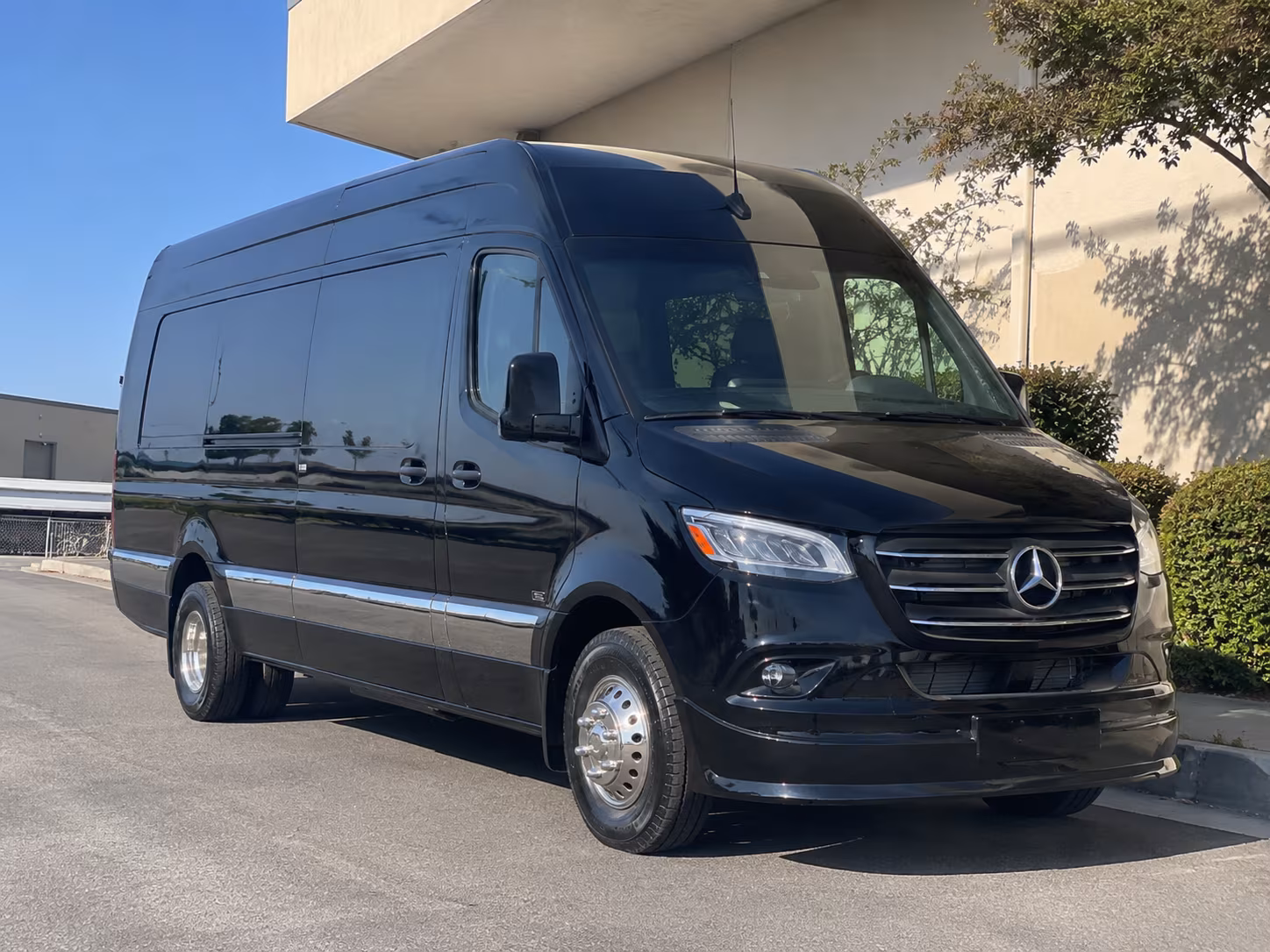 bus rental options for anchorage trips