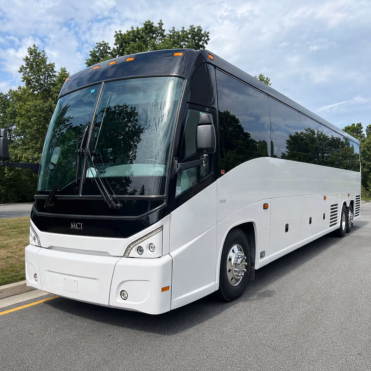charter buses to uaa seawolves games at the alaska airlines center